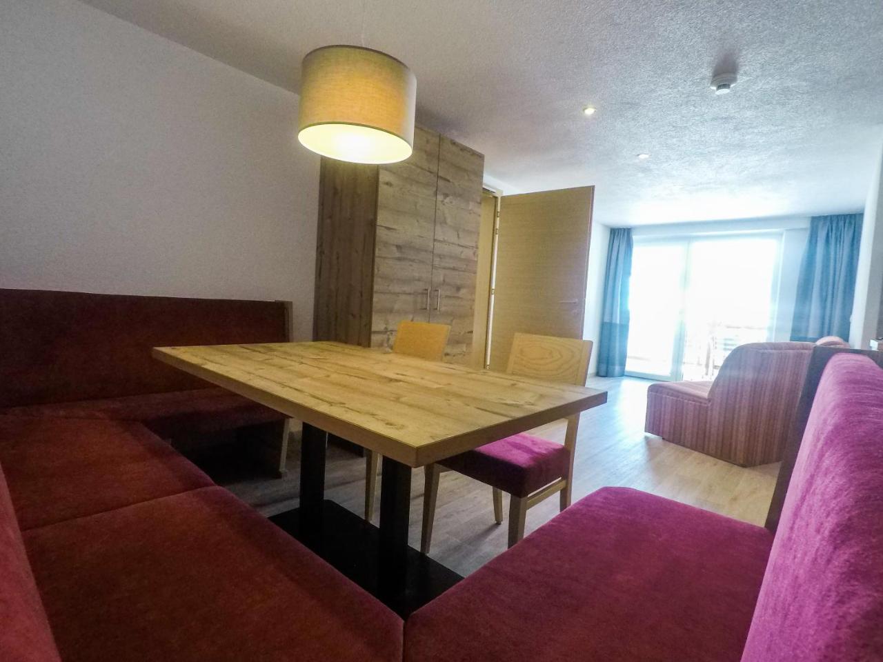 Collina Hotel Garni Nauders Luaran gambar