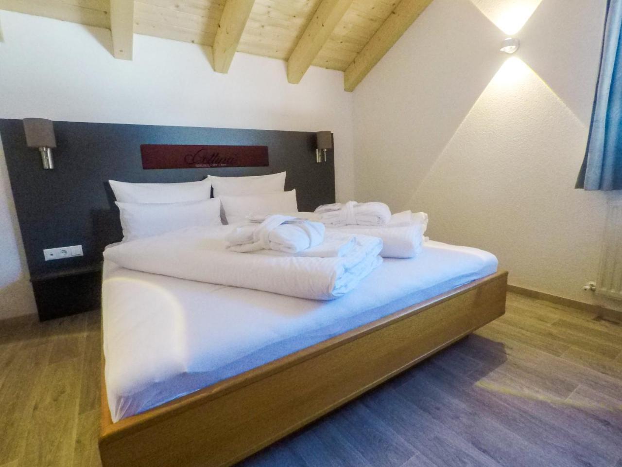 Collina Hotel Garni Nauders Luaran gambar
