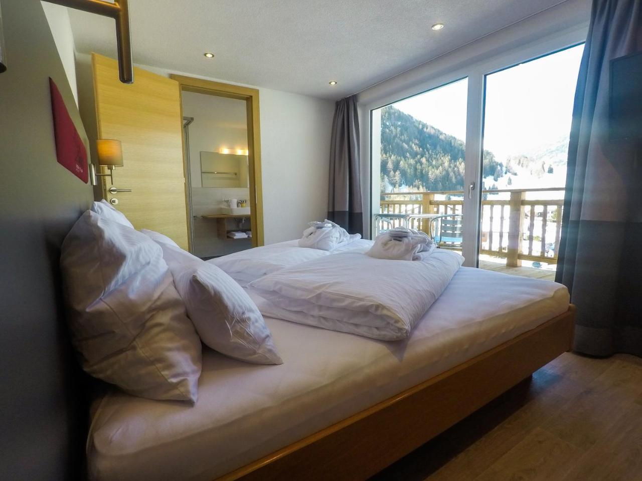 Collina Hotel Garni Nauders Luaran gambar
