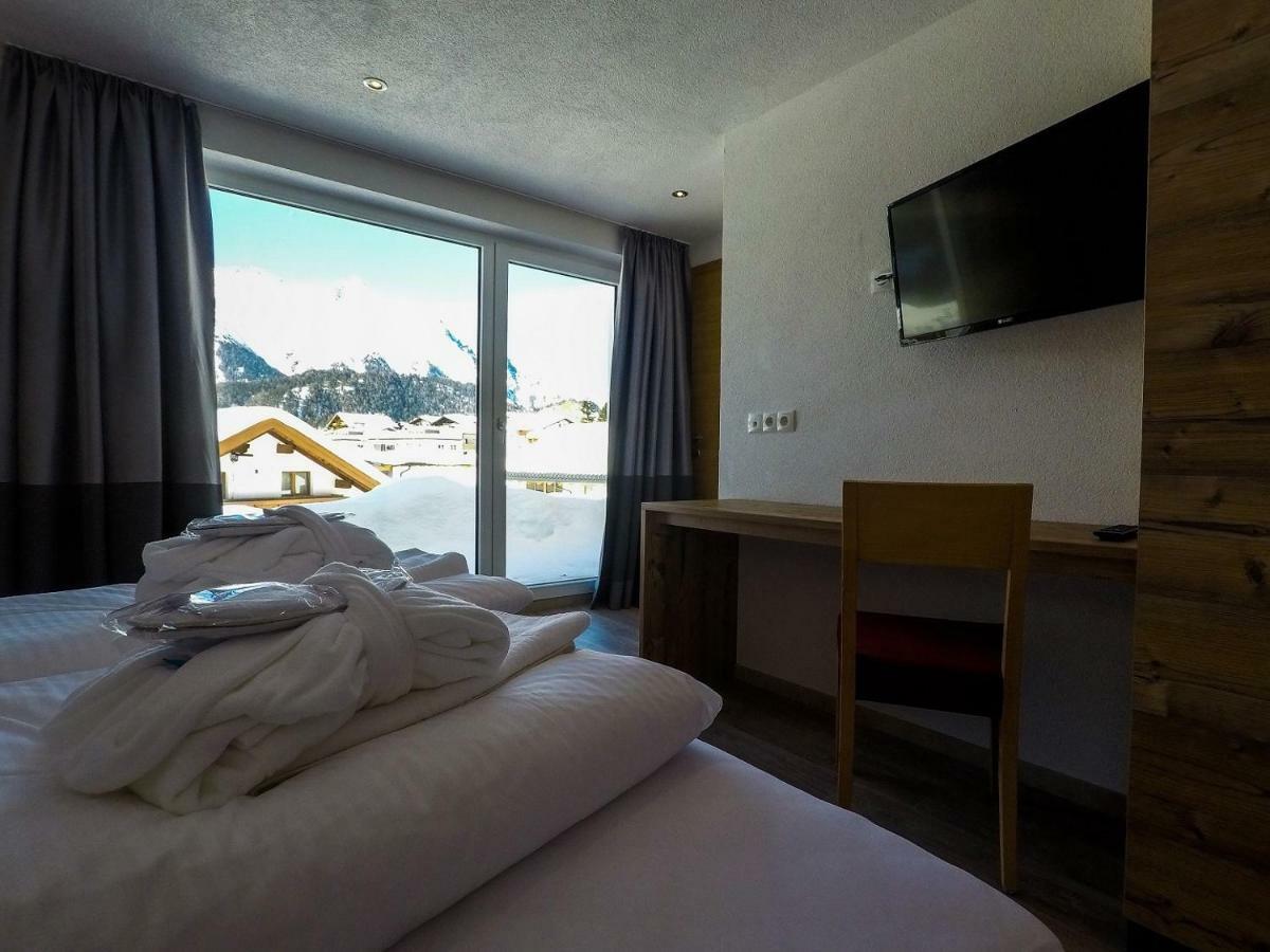 Collina Hotel Garni Nauders Luaran gambar