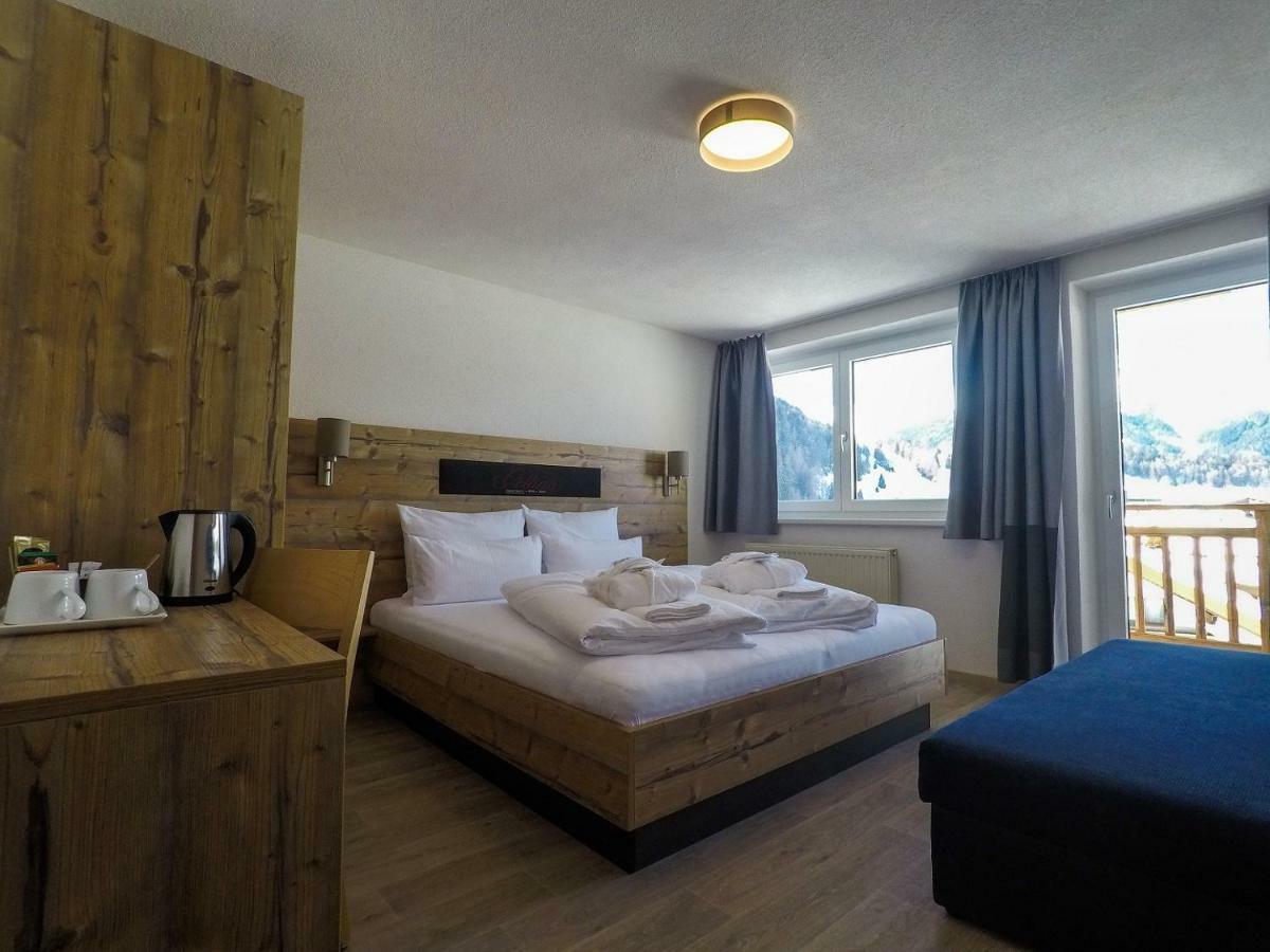 Collina Hotel Garni Nauders Luaran gambar